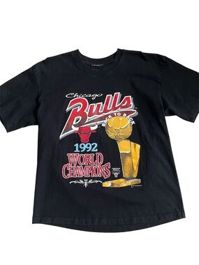 VTG 1992 Chicago Bulls World Champions T Shirt Top Mens L ? Saturdays Hero NBA